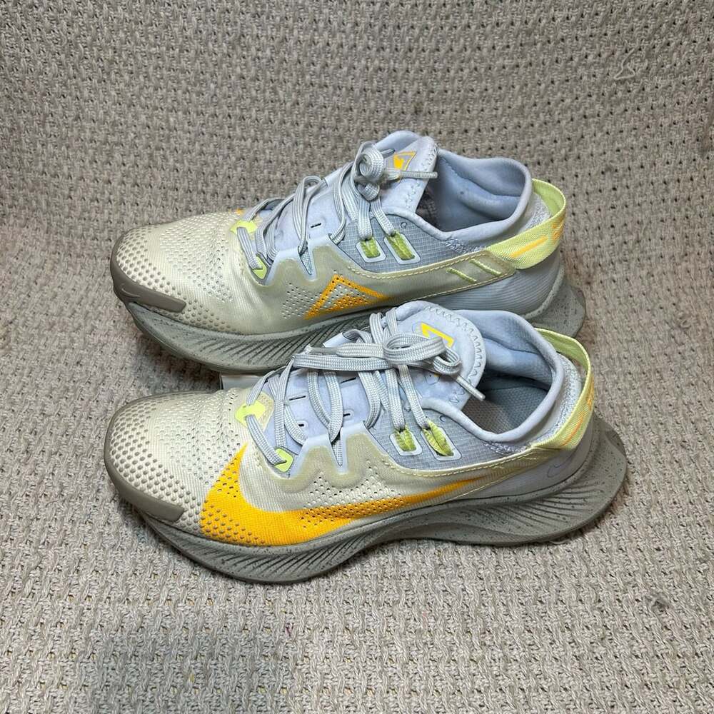 Nike Pegasus Trail 2 Platinum Limelight Laser Orange, Size 7